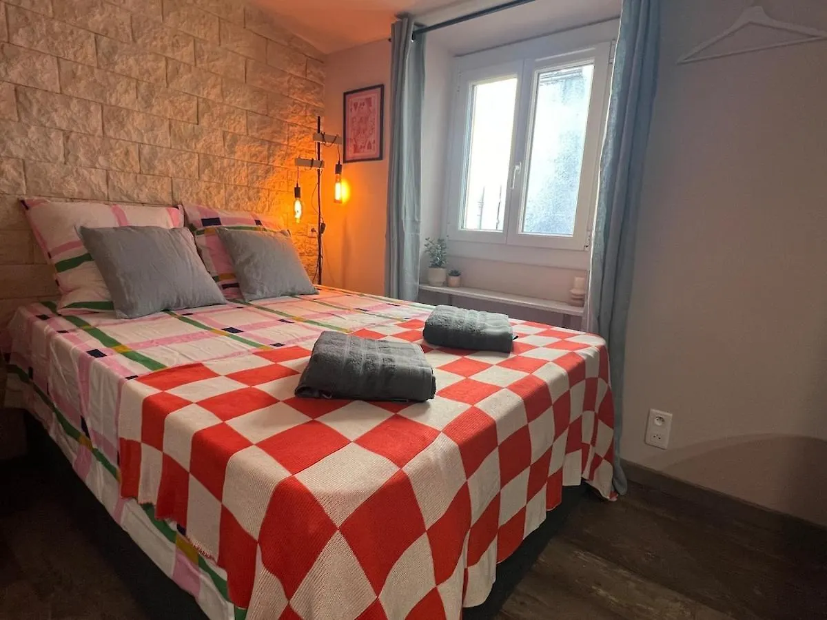 Cozy Studio In Menton Old Town - Near Parking Apartamento