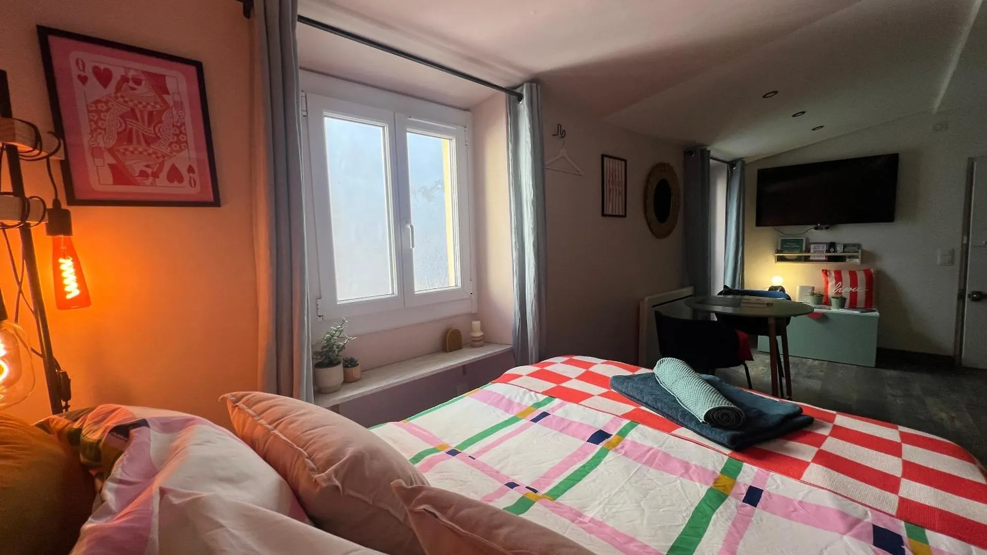 Cozy Studio In Menton Old Town - Near Parking